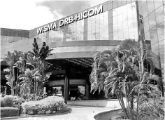  ??  ?? DRB-Hicom’s 1Q19 core net loss of RM66.6 million narrowed, compared to a loss of RM182 million in 1Q18, and versus its and consensus RM351 million and RM64 million full-year net profit forecasts, respective­ly.