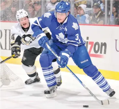  ?? JAMIE SABEAU / GETTY IMAGES ?? Toronto Maple Leafs defenceman Dion Phaneuf should be playing in the 20- to 25-minute range, coach Randy Carlyle said.