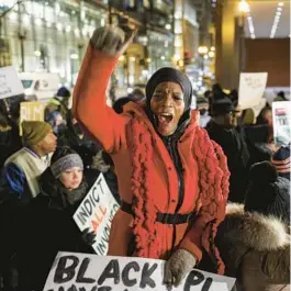  ?? ARMANDO L. SANCHEZ/CHICAGO TRIBUNE ?? Ameena Matthews yells with other activists in Federal Plaza to protest the killing of Tyre Nichols on Monday in Chicago. Nichols died after he was beaten by Memphis police officers on Jan. 7.