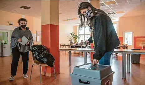  ?? Ilustrační foto: Michal Šula, MAFRA ?? Senátní volby V části Česka budou lidé letos opět vybírat senátory.