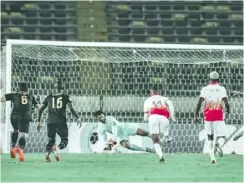  ??  ?? Ahly stunned the hosts with a goal after just four minutes in Casablanca when Magdy Afsha pounced on a defensive slip to put his side ahead