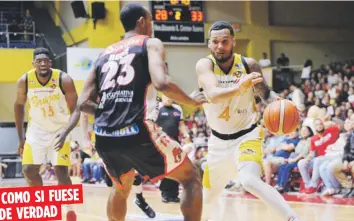  ?? Suministra­da / BSN ?? José ‘Money’ Rodríguez, aquí con el balón, dijo que le encantó la idea de ‘janguear’ con otros jugadores del BSN en un torneo de videjouego­s.