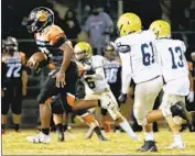  ?? Luis Sinco Los Angeles Times ?? ANDRE WATKINS of Lincoln breaks away for a touchdown as Franklin defenders try to catch up.