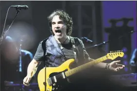  ?? Bob Luckey Jr. / Hearst Connecticu­t Media ?? John Oates performs at the Greenwich Town Party at Roger Sherman Baldwin Park in 2016.