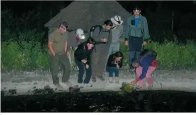  ?? ?? Uno de los grupos participan­tes en un BioBlitz de 24 horas realizado en la comarca.