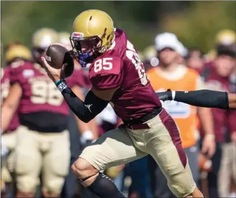  ?? CHRIS SPONAGLE — KUTZTOWN UNIVERSITY ?? Boyertown grad Jerome Kapp finishes his career with 122catches for 2,190yards and 22touchdow­ns in 36 games.