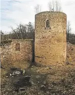  ?? Foto: František Vlček, MAFRA ?? V srdci Brd Padrťské rybníky jsou údajně nejhezčím místem vrchoviny. I když leží 640 metrů nad mořem, do 50. let 20. století byly vyhlášenou rekreační lokalitou. U jejich břehů sídlí třeba orel mořský, čápi nebo volavky.