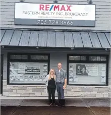  ??  ?? Tanya and J.J. Hudson have opened a new real estate office in Havelock.