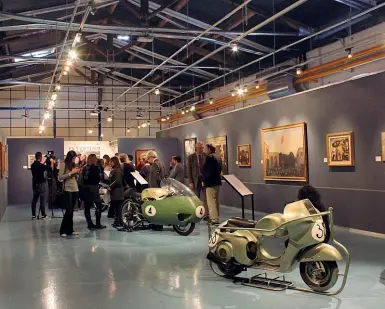  ??  ?? Da sapere «Tutti in moto» la mostra dedicata al mito della velocità a Pontedera, si inaugura il 9 dicembre, venerdì, e va avanti sino al 18 aprile Si snoda in un doppio percorso che comprende il museo Pontedera e il nuovo Palp, uno spazio espositivo al...