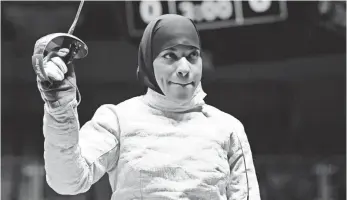  ?? ROBERT HANASHIRO, USA TODAY SPORTS ?? U.S. fencer Ibtihaj Muhammad says she is challengin­g how people view Muslim women.