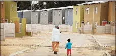  ?? Picture: MASIXOLE FENI ?? POOR DELIVERY: The DA concentrat­es much of its political influence on overcrowdi­ng “coloured” populated areas by suffocatin­g them with underdevel­oped, low-cost housing, says the writer.