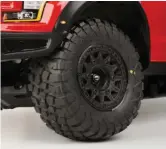  ??  ?? Pro-line’s pre-mounted Bfgoodrich Baja T/A KR2 SC tires are designed for short course truck applicatio­ns. It comes pre-mounted to Raid removable hex wheels.