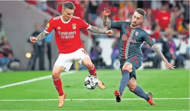  ?? ?? Grimaldo e Iuri no último Benfica-Braga, quando voltou a ver-se uma águia autoritári­a