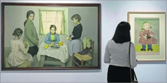  ?? Niñas pobres, Maya con delantal, / PACO PUENTES ?? de Martínez Díaz (izquierda) yde Picasso, en la muestra.