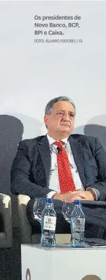  ?? FOTO: ÁLVARO ISIDORO / GI ?? Os presidente­s de Novo Banco, BCP, BPI e Caixa.