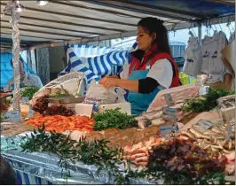  ??  ?? FOODIE HEAVEN: A seafood stall at the city’s Marché President Wilson