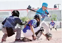  ?? ?? ■ Ricardo Benavides fue la bujía de Cardenales al producir tres de las cuatro carreras que anotaron.