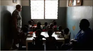  ?? (Photo DR) ?? Le petit garçon de  ans a été contraint de retourner sous la protection de l’orphelinat qui l’avait déjà recueilli lorsque, âgé de  mois, il avait été découvert sur les marches d’une église.