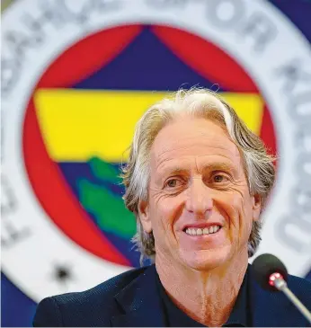  ?? ?? Jorge Jesus e o Fenerbahçe, uma história de amor e de 6,5 milhões por ano