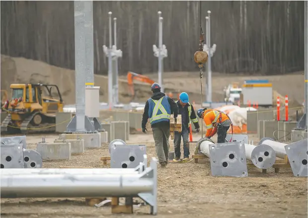  ?? B. C. HYDRO / FILES ?? B.C. Hydro’s Site C dam is one of five major projects in the province that have been ordered to restrict the number
of workers returning to job sites after the holidays in an effort to slow the spread of COVID-19.