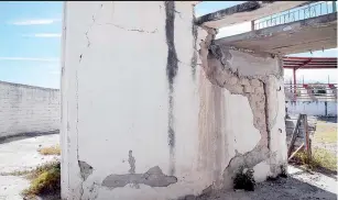  ?? ?? ▮ Las paredes se encuentran en grave riesgo de derrumbe.