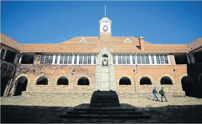 ?? Picture: Alaister Russell ?? King Edward VII school in Upper Houghton, Joburg. The suburb is favoured by parents aiming to get their child into the school.
