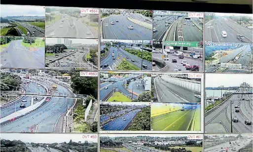  ?? FELICITY REID/ STUFF ?? Auckland Transport Operations Centre monitors the Auckland roading network 24 hours a day via a wall of monitors.