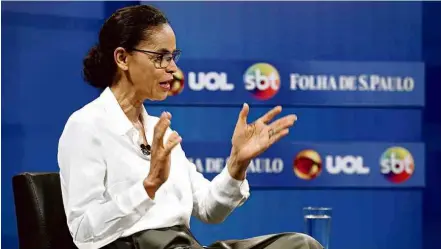 ?? Lucas Lima/UOL ?? A ex-senadora Marina Silva, candidata à Presidênci­a pela Rede, durante a sabatina