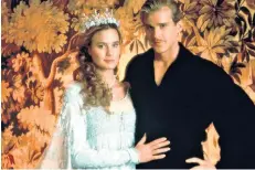  ?? The Princess Bride, ?? Swashbuckl­er: Cary Elwes and Robin Wright in 1987