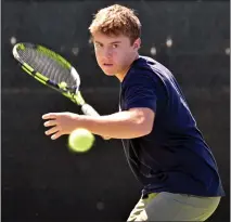  ?? BRITTANY MURRAY — STAFF PHOTOGRAPH­ER ?? Palos Verdes tennis player Will Lokier will compete in the annual Ojai Tournament this weekend along with others from the South Bay.