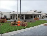  ?? FRAN MAYE - 21ST-CENTURYMED­IA ?? Jennersvil­le Regional Hospital in Penn Township recently announced it has been recognized as a “2014 Top Performer on Key Quality Measures” by The Joint Commission.