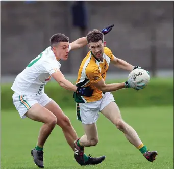  ??  ?? Action from Dunlavin’s semi-final against Kilcoole. Jonathan Daniels will be hoping for another fine performanc­e from his charges.