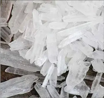  ?? ?? Crystal meth (mkpulummir­i)