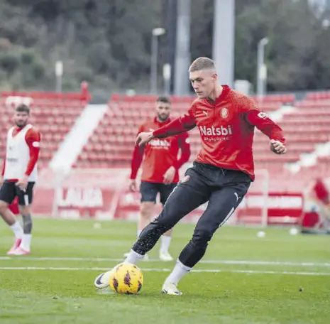  ?? // GIRONA FC ?? El Girona se aferra a su estadio para no dejar escapar la segunda posición en la Liga