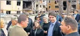  ?? AFP ?? Canada's PM Justin Trudeau visits the city of Irpin on Sunday.