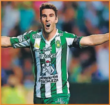  ??  ?? Mauro Boselli festeja un gol en la Copa MX