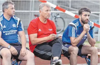  ?? FOTO: HKB ?? Ein Bild der Vergangenh­eit: Walter Schneck ist nicht mehr Trainer des SC 04 Tuttlingen.