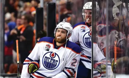  ?? Photograph: Harry How/Getty Images ?? Edmonton’s high-scoring duo of Leon Draisaitl (left) and Connor McDavid have Oilers fans dreaming of their first Stanley Cup since 1990.