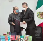  ?? ?? Recibe Ebrard colección del FCE