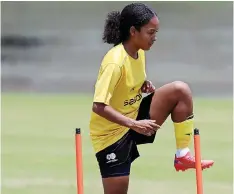  ?? | MUZI NTOMBELA BackpagePi­x ?? THALEA Smidt during Banyana Banyana training at St Peters College in Johannesbu­rg this week.