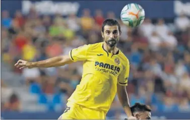  ??  ?? LÍDER. Raúl Albiol ya es uno de los referentes del vestuario del Villarreal.