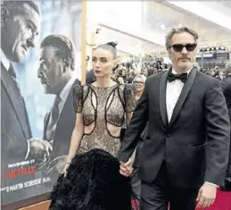 ?? GETTY IMAGES ?? Rooney Mara y Joaquin Phoenix, en la última gala de los Oscar.