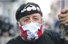  ?? AP ?? Protesta en San Juan, Puerto Rico, el viernes 1 de octubre de 2021, contra los constantes apagones selectivos que afectan a la isla .