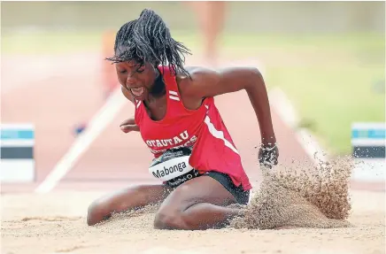  ?? Photo: GETTY IMAGES ?? Southland’s Atipa Mabonga competing in the Australian junior athletics championsh­ip in Sydney.