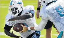  ?? TAIMY ALVAREZ/SUN SENTINEL ?? The Dolphins must decide whether they want to center their run game around Frank Gore, who will turn 36 before the start of the season.