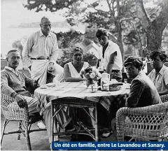  ??  ?? Un été en famille, entre Le Lavandou et Sanary.