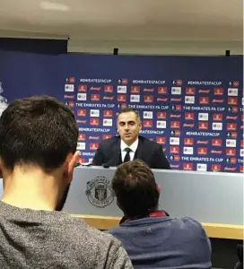  ??  ?? Reading manager Jose Gomes addresses journalist­s at Manchester United following the FA Cup tie