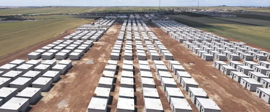  ?? ?? A general view of the briquette houses built by Turkey’s humanitari­an aid groups for displaced Syrians, Idlib, northern Syria, May 11, 2022.