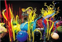  ?? RYAN REMIORZ/THE CANADIAN PRESS ?? Dale Chihuly is renowned worldwide for revolution­izing the studio glass movement and elevating it to fine art.