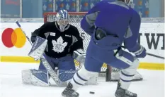  ?? JACK BOLAND/TORONTO SUN ?? Toronto goalie Frederik Andersen stops a shot at Maple Leafs practice.